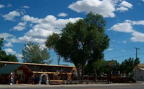 Budget Host Elk Antler Inn